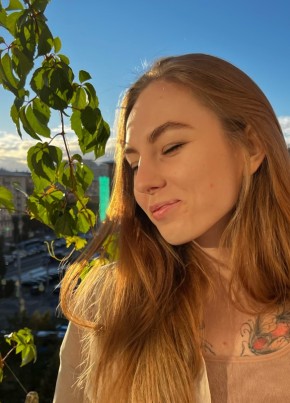 Lina, 23, Russia, Saint Petersburg