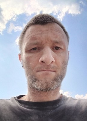 Анатолий из Химки 38 лет