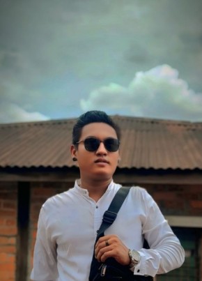 Min khant из Rangoon 22 года