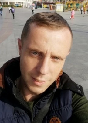 Баталов, 32, Россия, Белогорск (Крым)