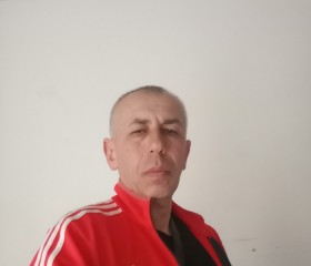 Svyatoslav, 52, Berlin