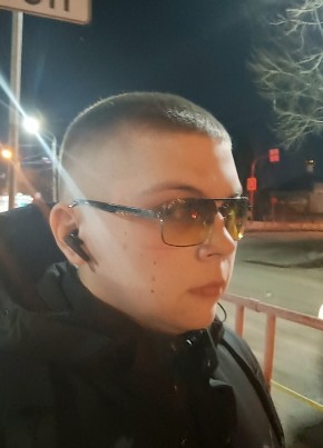 Константин из Барнаула 19 лет