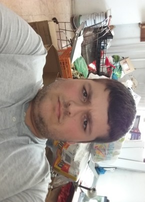 Diogo, 23, República Portuguesa, Portimão