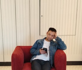 Murodjon, 32, Hong Kong
