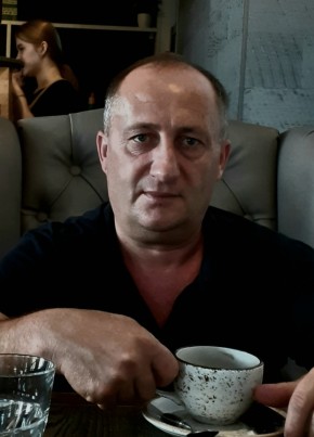 Артём из Ростова-на-Дону 45 лет