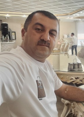 Азар из Магарамкента 44 года