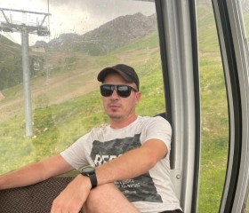 Виктор, 39 лет, Астана