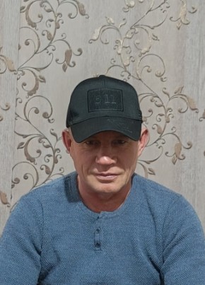 Андрей из Синегорье 53 года