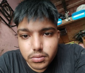 Mahendra Singh, 19 лет, Calcutta