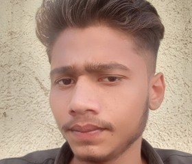 M r Anas saifi, 18, New Delhi