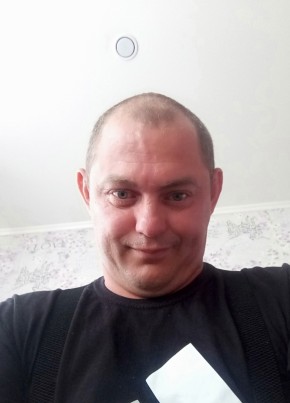 Персон из Екатеринбурга 39 лет