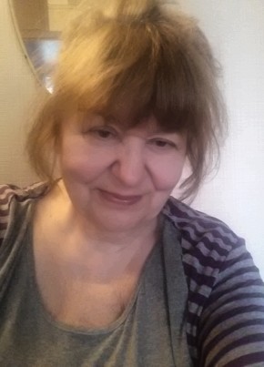 Ирина, 63, Россия, Санкт-Петербург