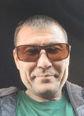Нурлан из Қостаная 44 года
