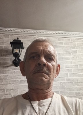 Иван Ильин из Новокузнецка 64 года