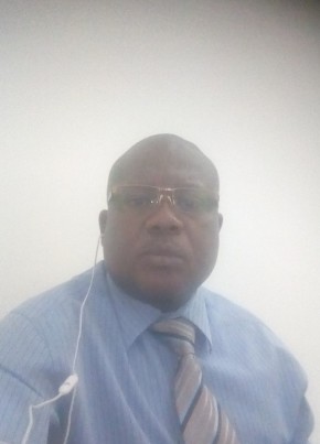 Faustin leau, 41, République Gabonaise, Libreville