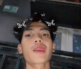 R, 22, Bekasi