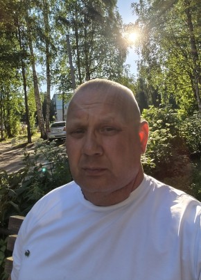 Слава из Новодвинска 54 года