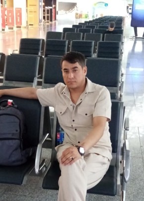 Азиз из Chişinău 31 год