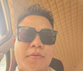 Phong Nguyễn, 30, Ho Chi Minh City