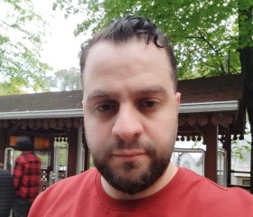 Alaa, 33, Esenler