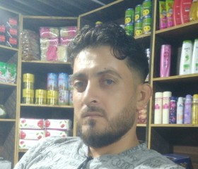 الوحيد, 29, Qom