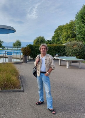 Laurent, 68, Schweizerische Eidgenossenschaft, Genf