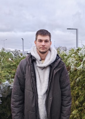 Данил, 21, Россия, Батайск
