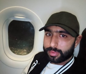 Zaki, 27, Sassari