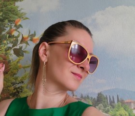 Lina, 41, Moscow