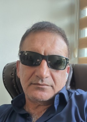 Dalan, 46, Türkiye Cumhuriyeti, İstanbul