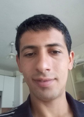 Yusuf yazıcı, 26, Türkiye Cumhuriyeti, Kırıkkale