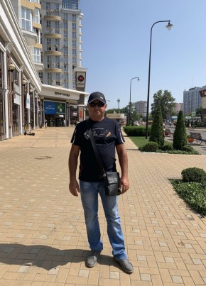 Александр, 52, Россия, Симферополь