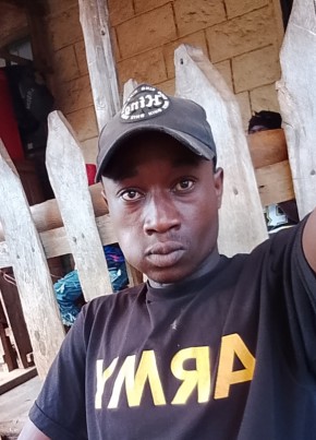 CHARLES Kipkorir из Eldoret 29 лет