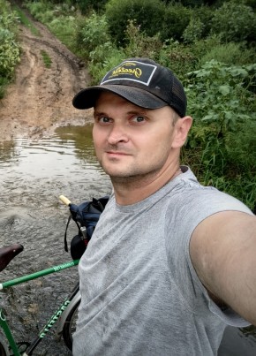 Андрей из Ростова-на-Дону 42 года