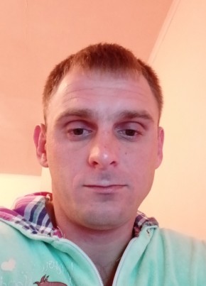 Дмитрий Чугай, 36, Россия, Русский