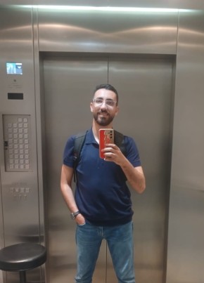 Youssef из Isparta 28 лет