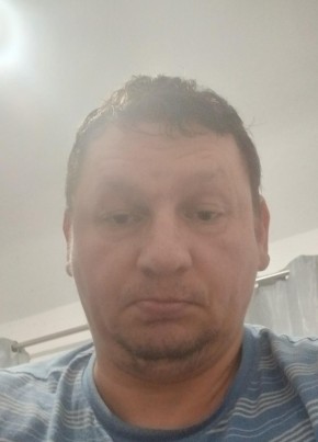 Malaga из Becontree 44 года