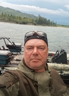 денис из Иркутска 45 лет