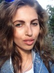 Alina, 28, Moscow