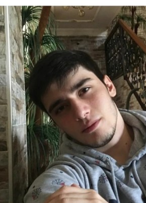 Павел, 27, Россия, Железногорск (Курская обл.)