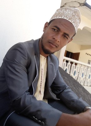 Nasser, 31, جمهورية جزر القمر الاتحادية الإسلامية, موروني