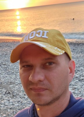 Кирилл из Нижнего Новгорода 43 года