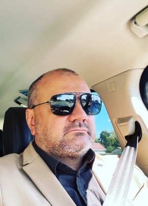 Jeff Godswill, 59, الجمهورية العربية السورية, دمشق