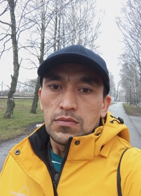MASHRABJON DALIY из Батушево 37 лет