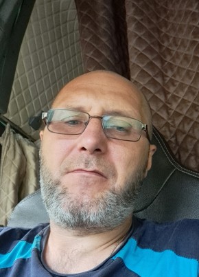 Павел из Домодедово 44 года
