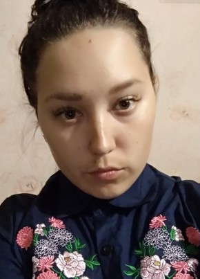 Лариса, 32, Россия, Красноуфимск