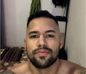 Saullo, 30, Sao Paulo
