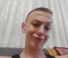 Enver, 21, Zenica