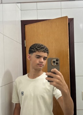 João из Palmas (Tocantins) 18 лет