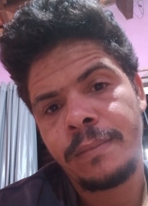Ueder moreira do из Salinas 31 год